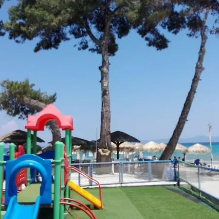 Stylish Family 100m From The Beach And Town Center